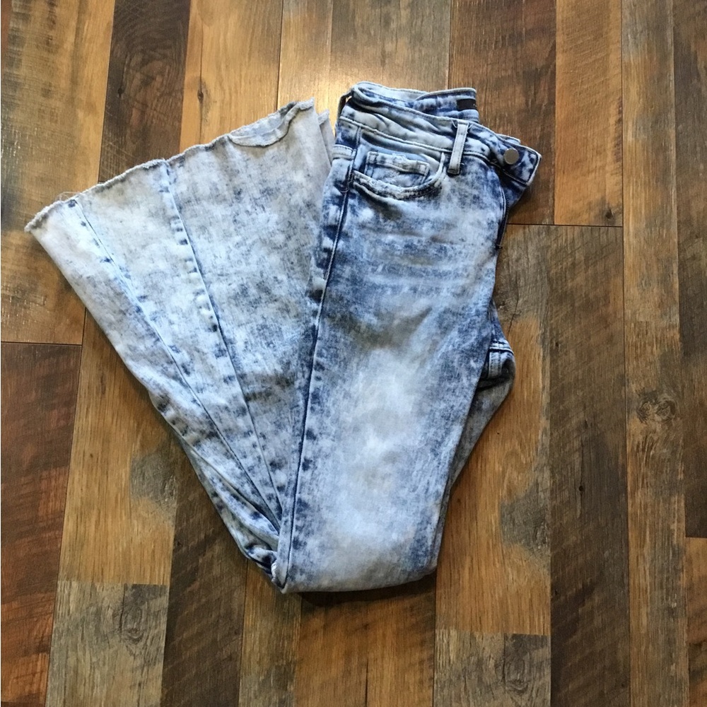 Women’s Flare Jeans Size 25